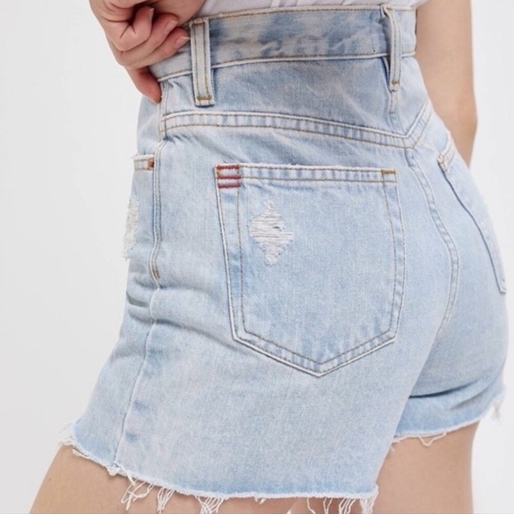 BDG Girlfriend High Rise Shorts Excellent Condition